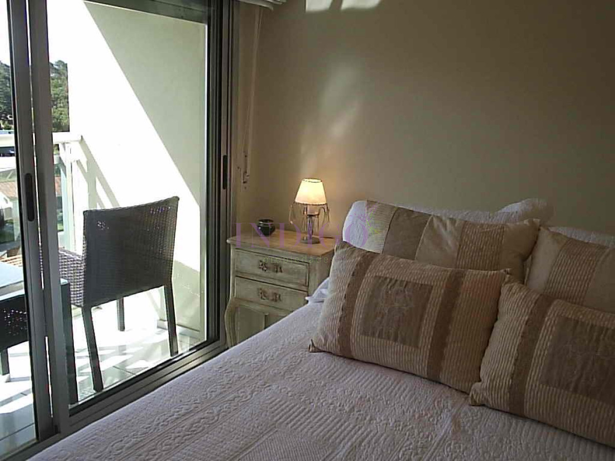 Apartamento Ref.464 - En alquiler anual o de temporada en edificio Doce Lunas.