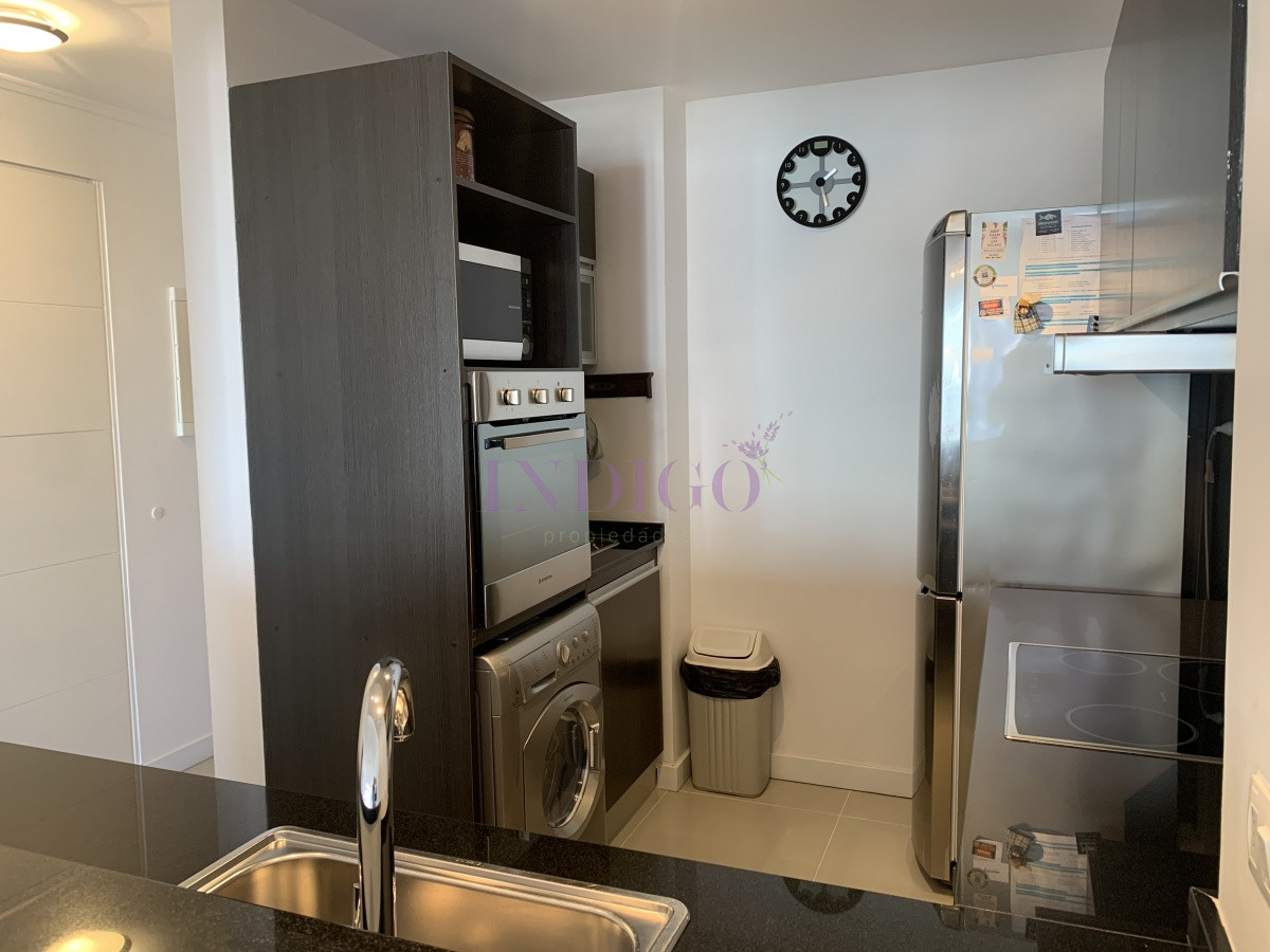 Apartamento Ref.849 - Apartamento en alquiler de 3 dormitorios en Playa Brava con servicios