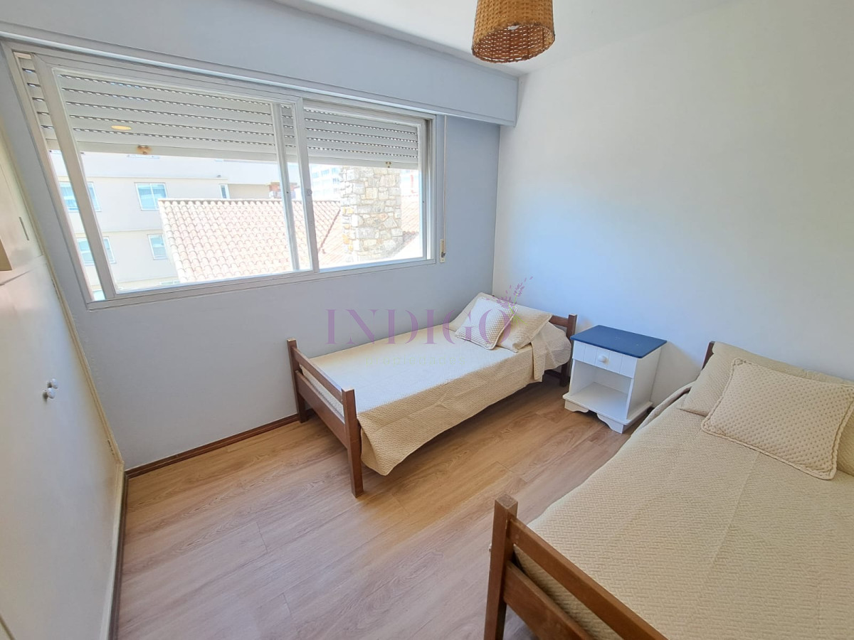 Apartamento Ref.1274 - En venta Península 3 dorm 3 baños