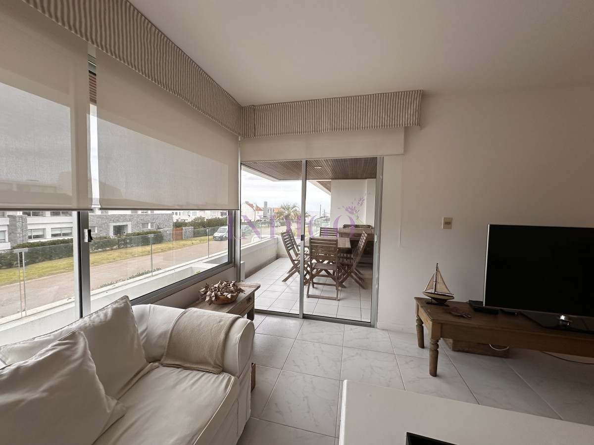 Apartamento Ref.384 - En alquiler, Montoya, 3 dorm en suite.