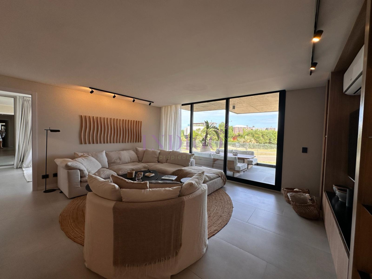 Apartamento Ref.1224 - Departamento en Laguna Blanca, 3 dorm