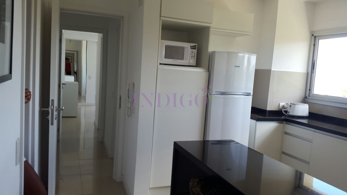 Apartamento Ref.596 - En venta playa Brava
