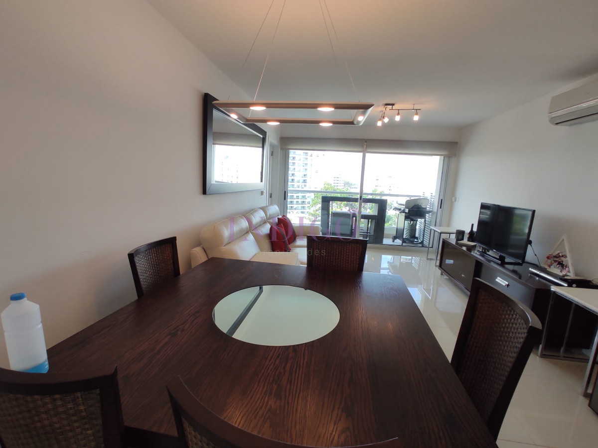 Apartamento Ref.994 - Venta de apartamento 2 dormitorios, Aidy Grill, Punta del Este