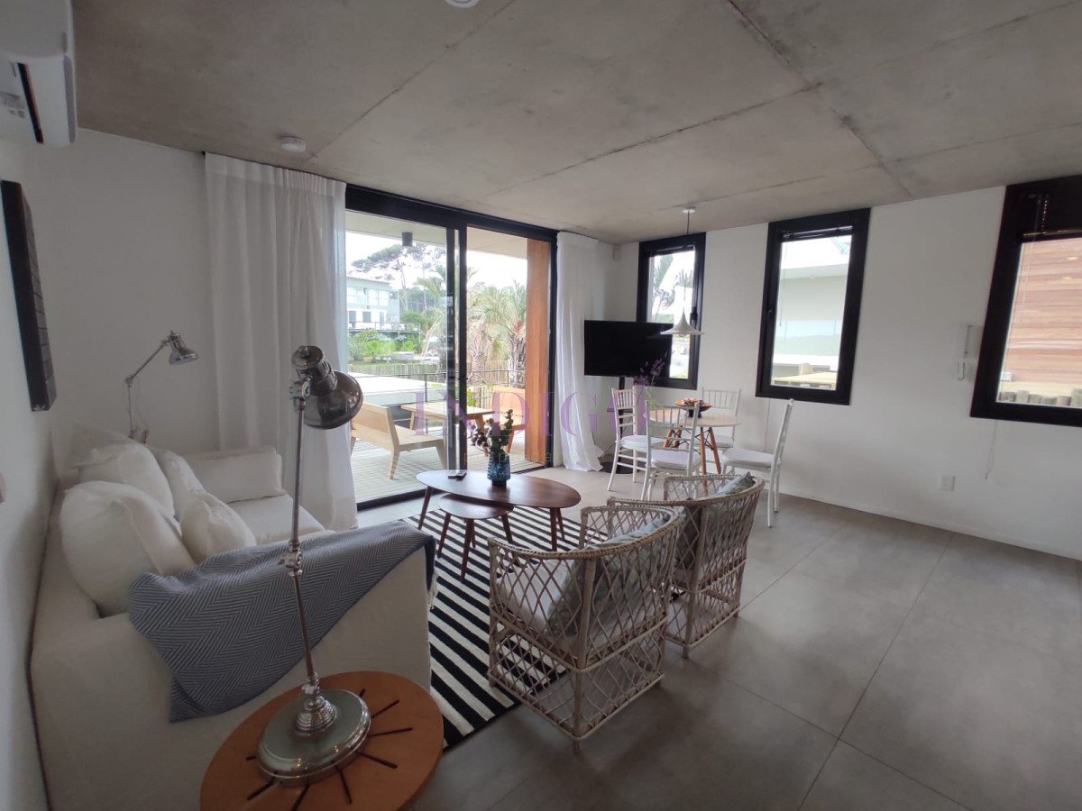 Apartamento Ref.883 - En venta, Manantiales, 1 dormitorio 