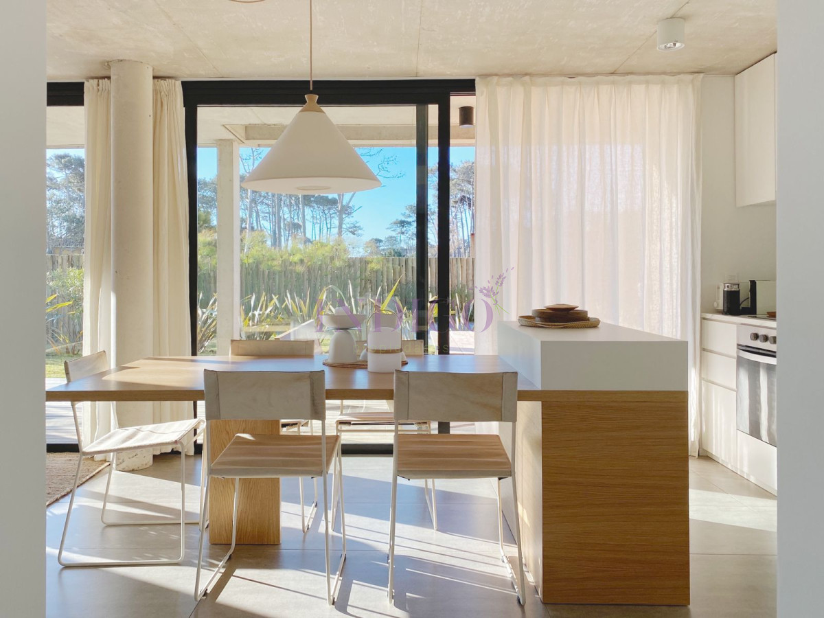 Apartamento Ref.1031 - Alquiler de apartamento 2 dormitorios, Manantiales, Uruguay