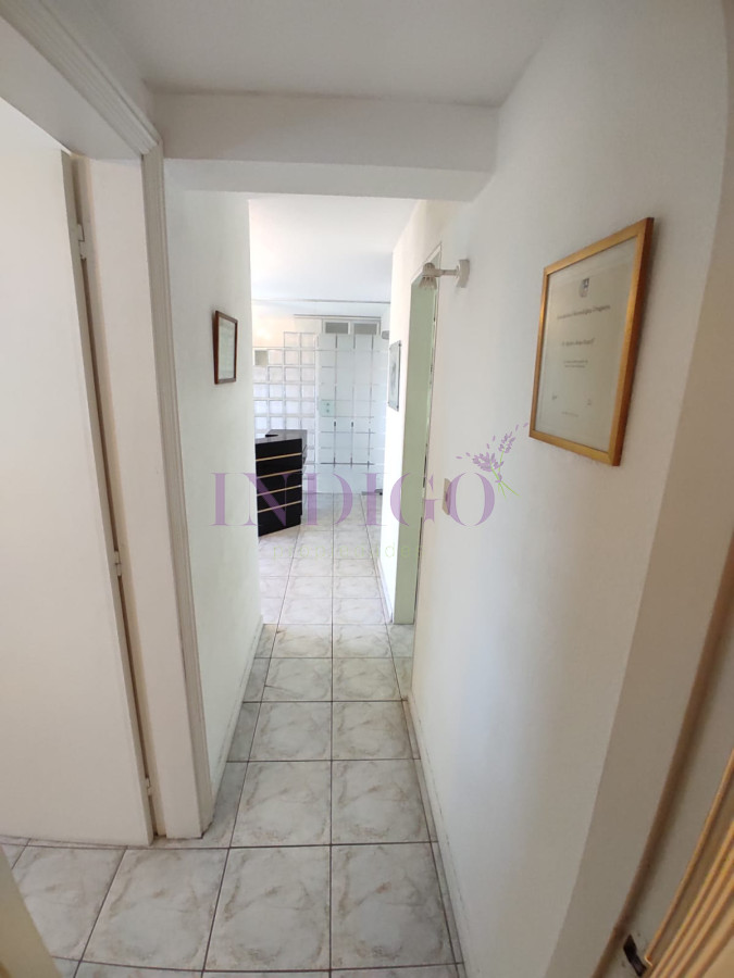 Apartamento Ref.735 - Amplio y luminosos apartamento a la venta en Centro Maldonado