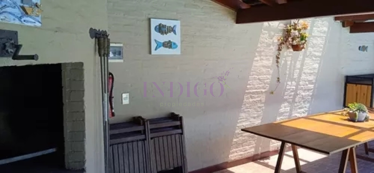 Apartamento Ref.1072 - Apartamento en península a metros de El Emir, piscina, lavadero en una muy linda zona!