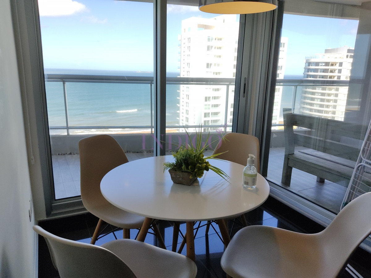 Apartamento Ref.351 - Muy buen Departamento alquiler frente al mar en la  Brava, 3 dormitorios