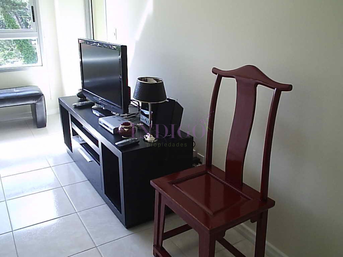 Apartamento Ref.464 - En alquiler anual o de temporada en edificio Doce Lunas.