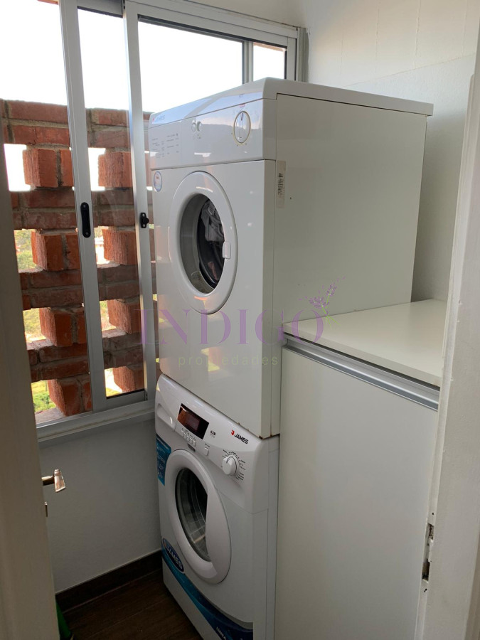 Apartamento Ref.478 - Alquiler de departamento  playa Brava y  de playa Mansa  en Punta del Este