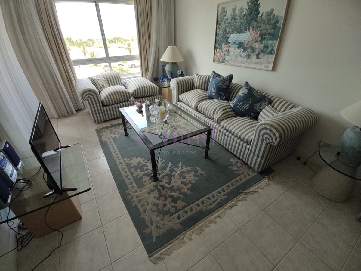 Apartamento Ref.805 - Apartamento en San Rafael, 2 Dormitorios y 2 Baños, En frente al mar!