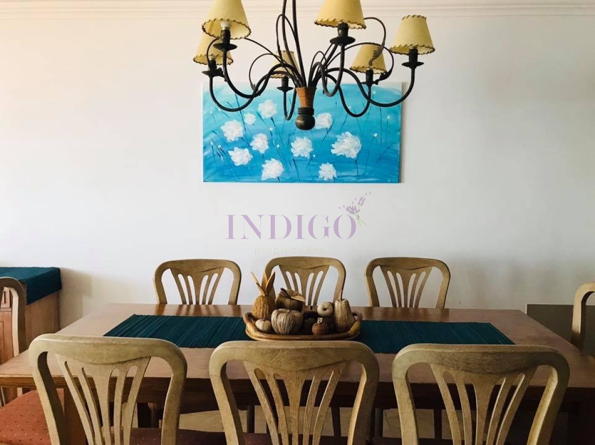 Apartamento Ref.503 - Alquiler en la playa Brava, frente al mar disponible desde el 5 de enero.