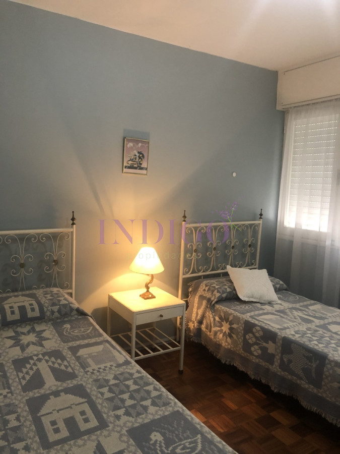 Apartamento Ref.521 - Apartamento de 3 Dormitorios y 2 Baños, en zona de alta movilidad y muy tranquila