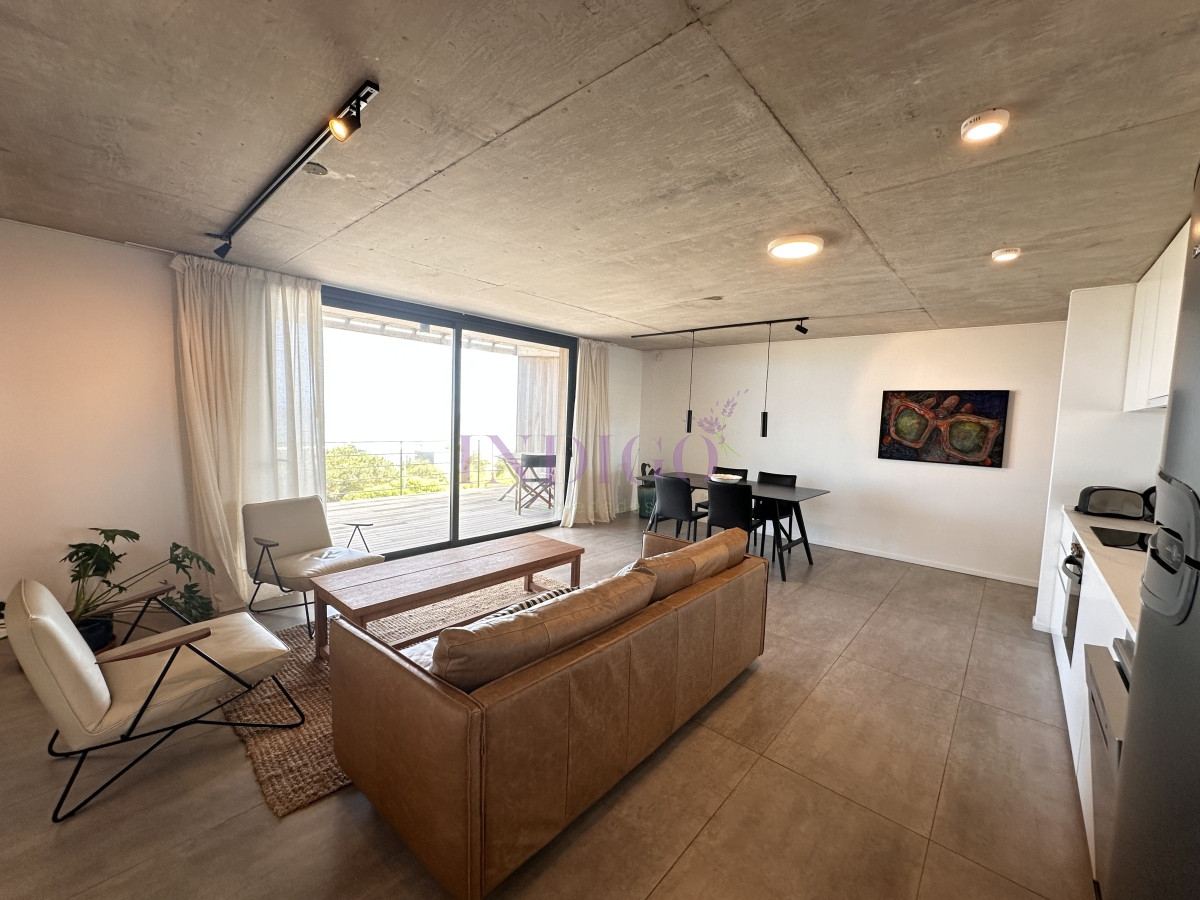 Apartamento Ref.1222 - En alquiler temporal, Penthouse en Manantiales, 3 ambientes.