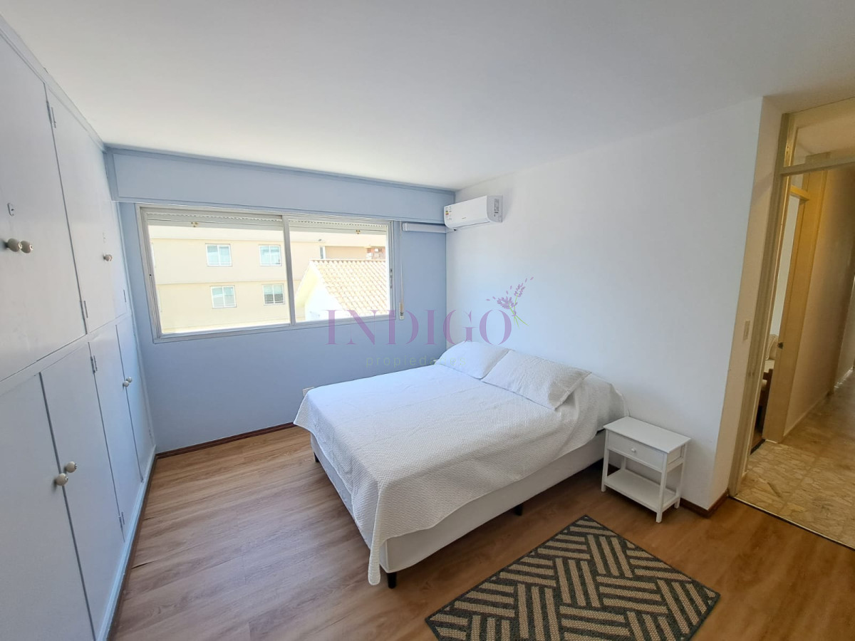 Apartamento Ref.1274 - En venta Península 3 dorm 3 baños