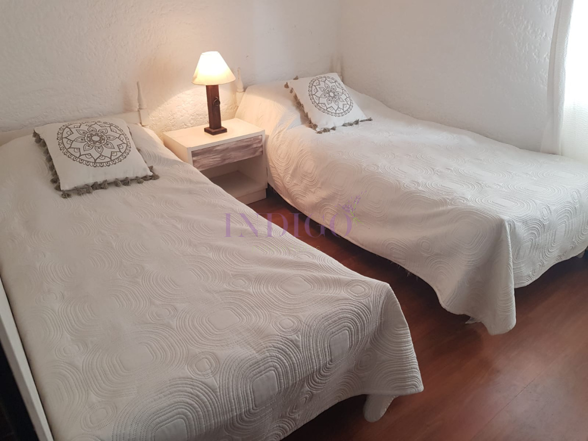 Apartamento Ref.516 - Muy lindo departamento en alquiler sobre Avenida Italia.
