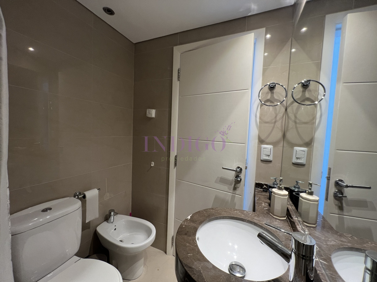 Apartamento Ref.1208 - Apartamento alquiler Playa Mansa