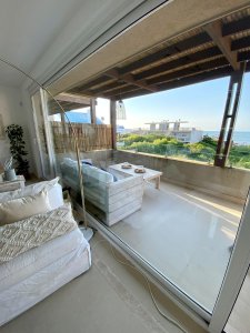 Departamento en venta, 3 dorm y serv. Parrillero propio y garaje