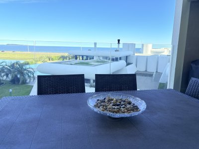 En Alquiler, apartamento Poseidon Laguna.