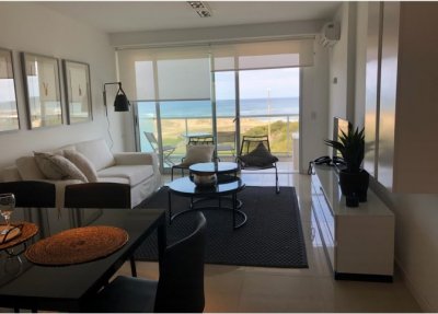 Apartamento en la zona de la Brava, muy bien equipado y con excelente vista!