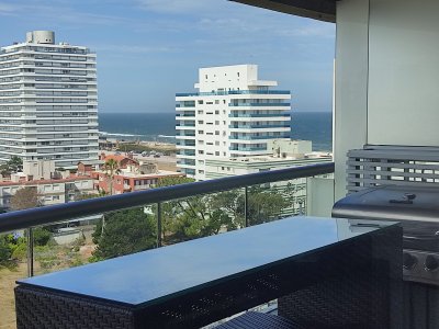 Venta de apartamento 2 dormitorios, Aidy Grill, Punta del Este