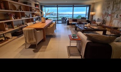 Venta y Alquiler de Apartamento 4 dormitorios, Punta del Este, Uruguay
