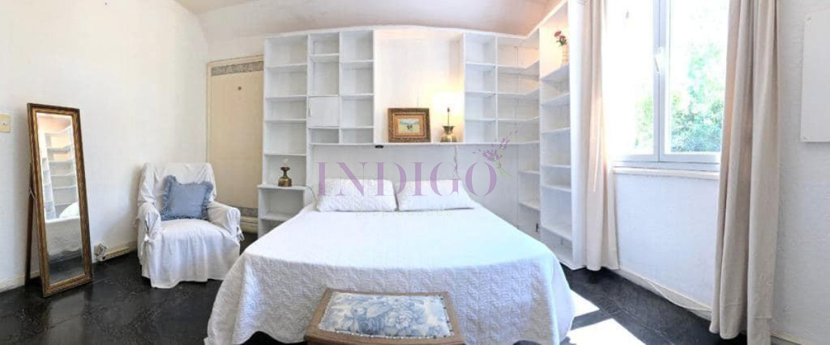 Casa Ref.250 - Venta sobre playa Mansa, 4 dormitorios .