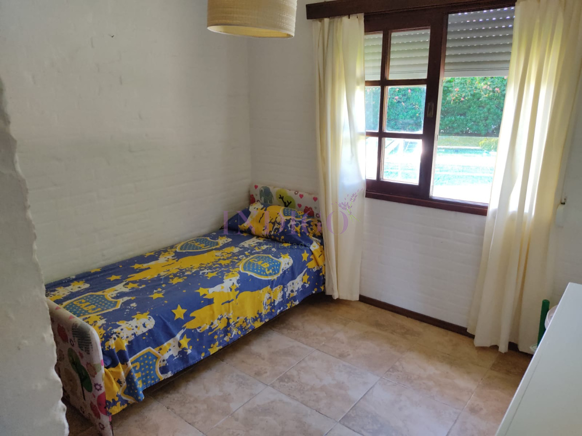 Casa Ref.488 - Casa con 3 Dormitorios, 2 Baños mas dependencia, piscina y parillero!