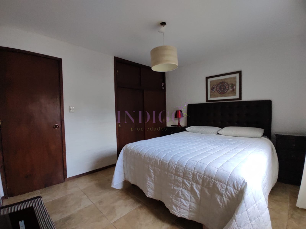 Casa Ref.488 - Casa con 3 Dormitorios, 2 Baños mas dependencia, piscina y parillero!