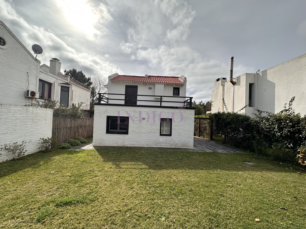 Casa Ref.779 - Casa en la barra, 4 dormitoritos y parrillero, zona muy tranquila!