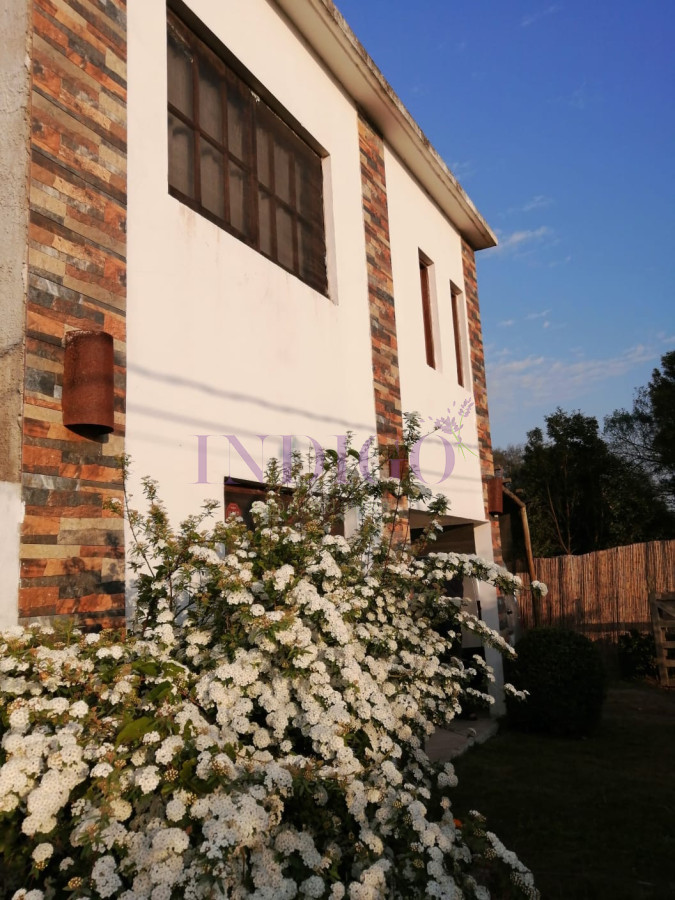 casa de 3 dormitorios en alquiler, a metros de la playa. - idg748c