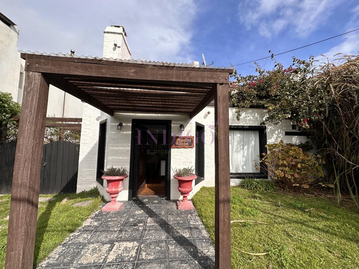 Casa Ref.779 - Casa en la barra, 4 dormitoritos y parrillero, zona muy tranquila!