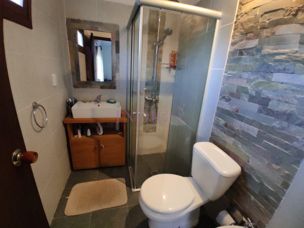 Casa Ref.488 - Casa con 3 Dormitorios, 2 Baños mas dependencia, piscina y parillero!