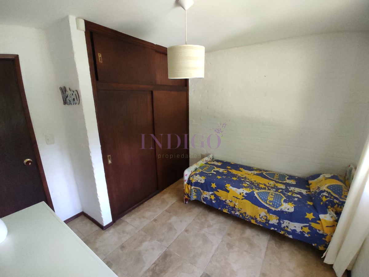 Casa Ref.488 - Casa con 3 Dormitorios, 2 Baños mas dependencia, piscina y parillero!