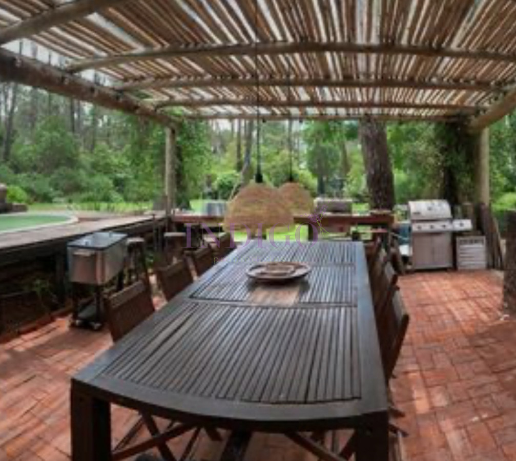 Casa Ref.1262 - Casa en barrio privado Laguna Blanca, en alquiler temporal