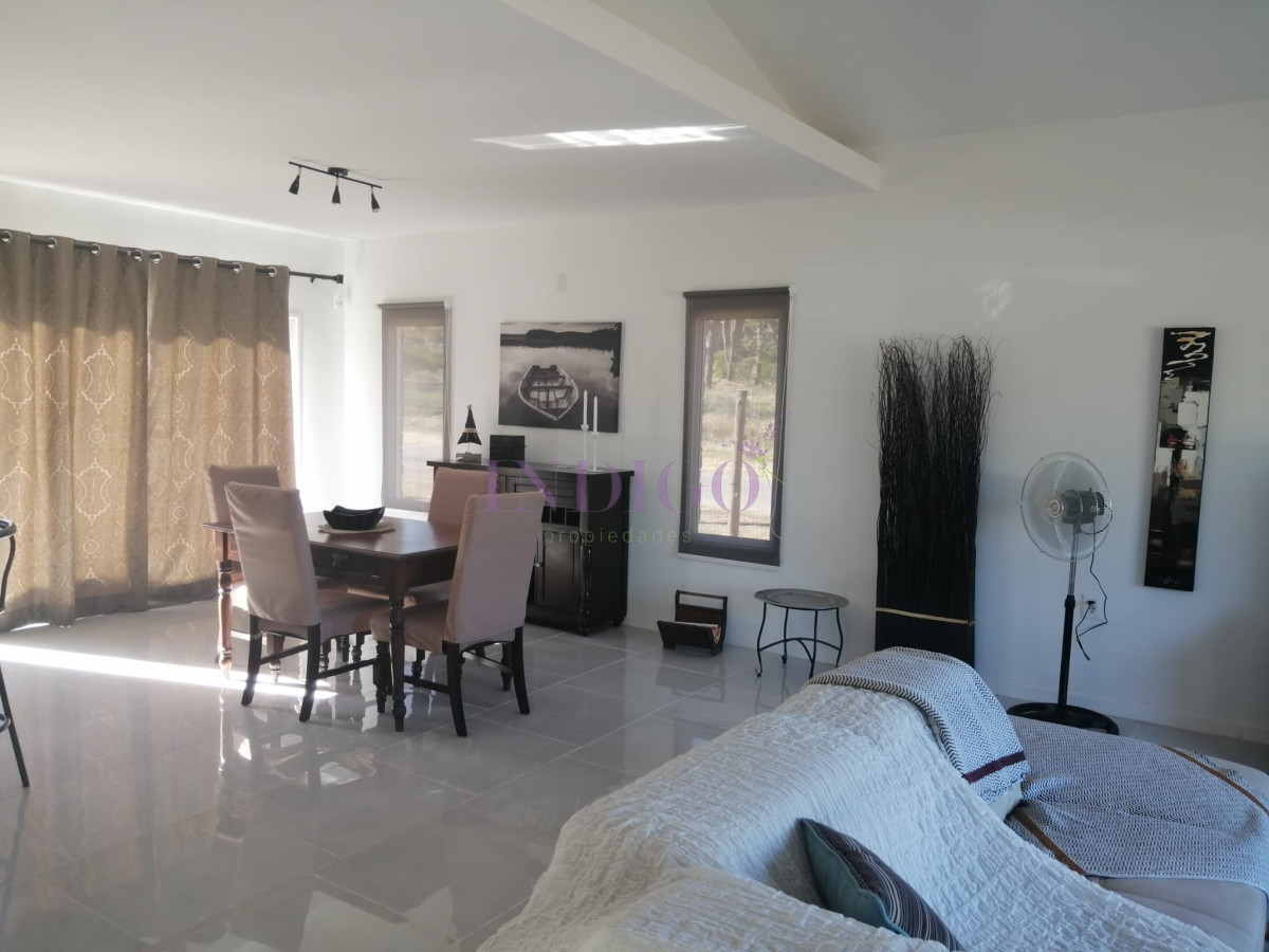 Casa Ref.1329 - Manantiales en alquiler 3 dorm.