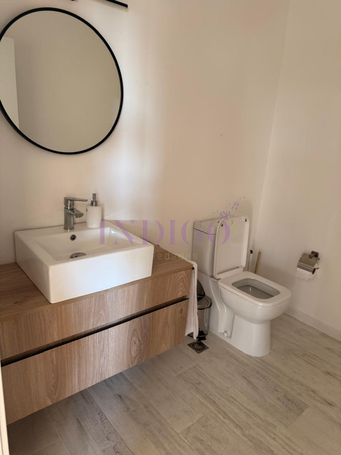 Casa Ref.1343 - Casa en alquiler La barra, 3 dorm, 3 baños, parrillero.