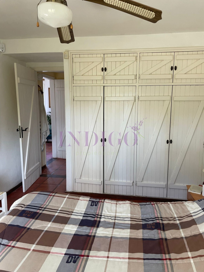 Casa Ref.39 - Venta y alquiler de casa en Montoya, 4 cuartos , muy bien ubicada.