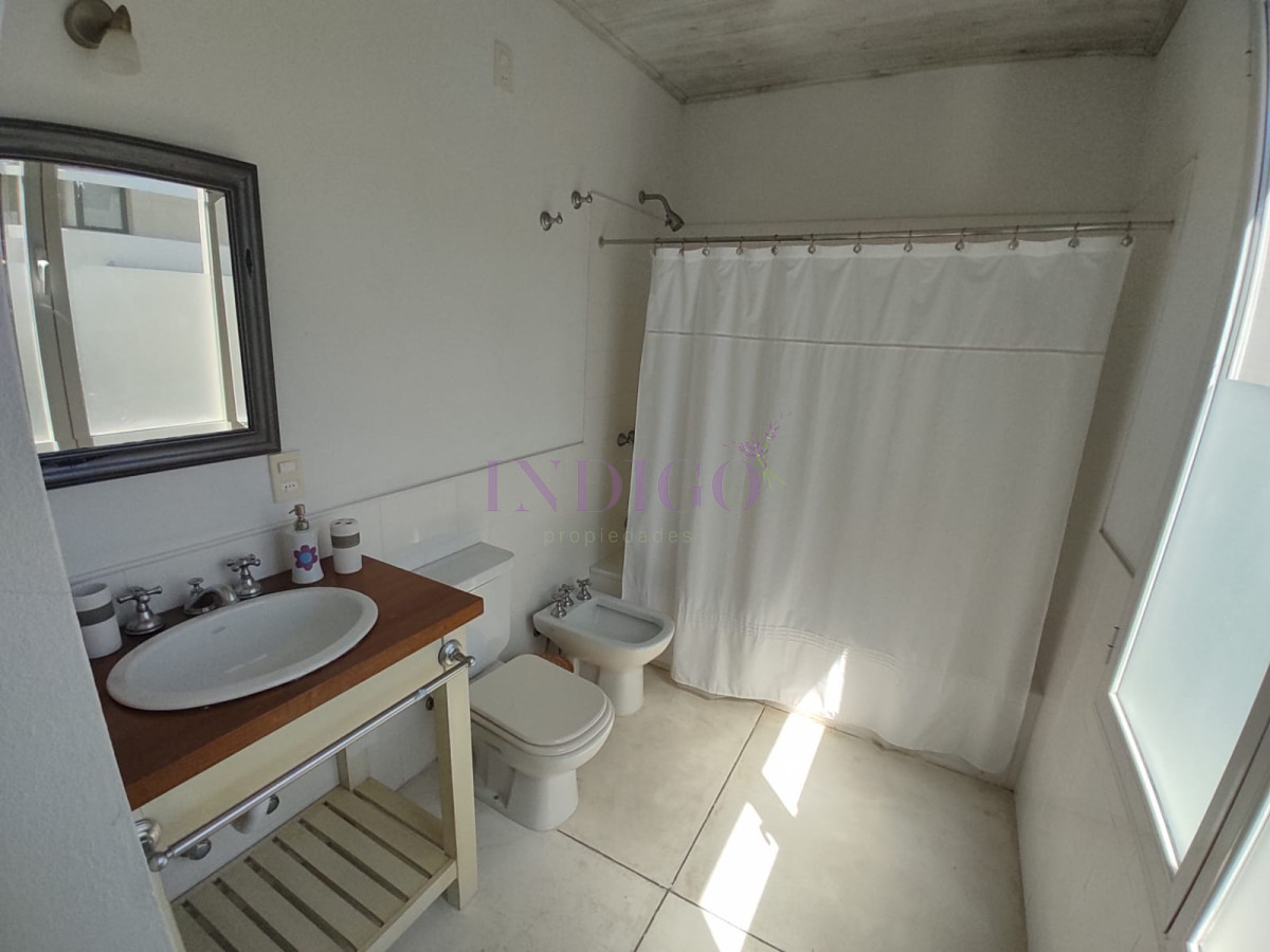 Casa Ref.766 - Casa en Pinar del Faro, piscina y parrillero, 4 Dormitorios mas playroom y servicio