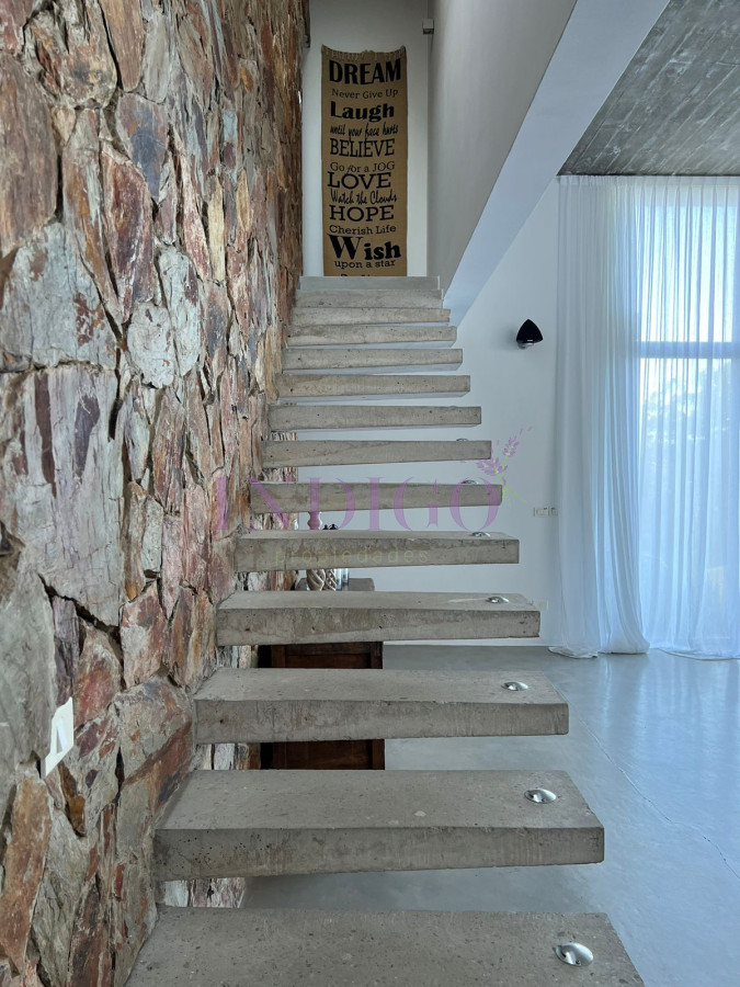 Casa Ref.1097 - casa en barrio Barra verde en alquiler