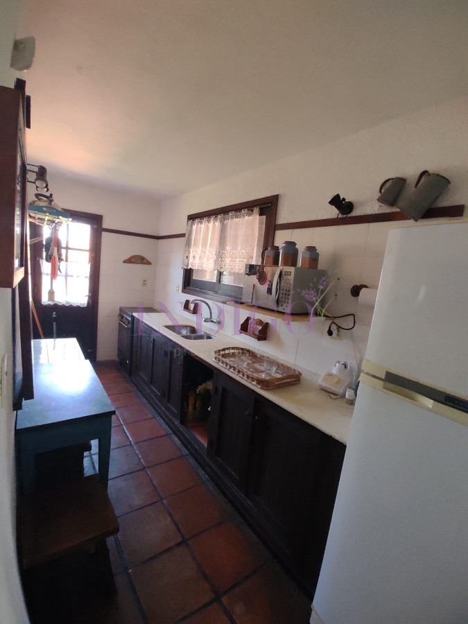 Casa Ref.739 - Amplio quincho con vistas al mar, 3 dormitorios con dependencia y un gran parillero