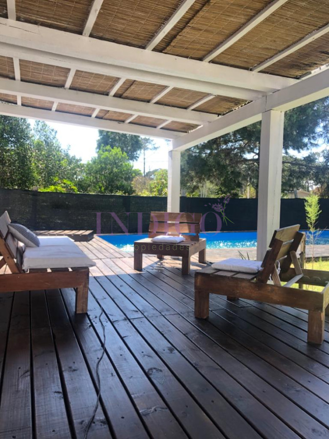 Casa Ref.485 - Casa venta en Montoya, 5 ambientes.