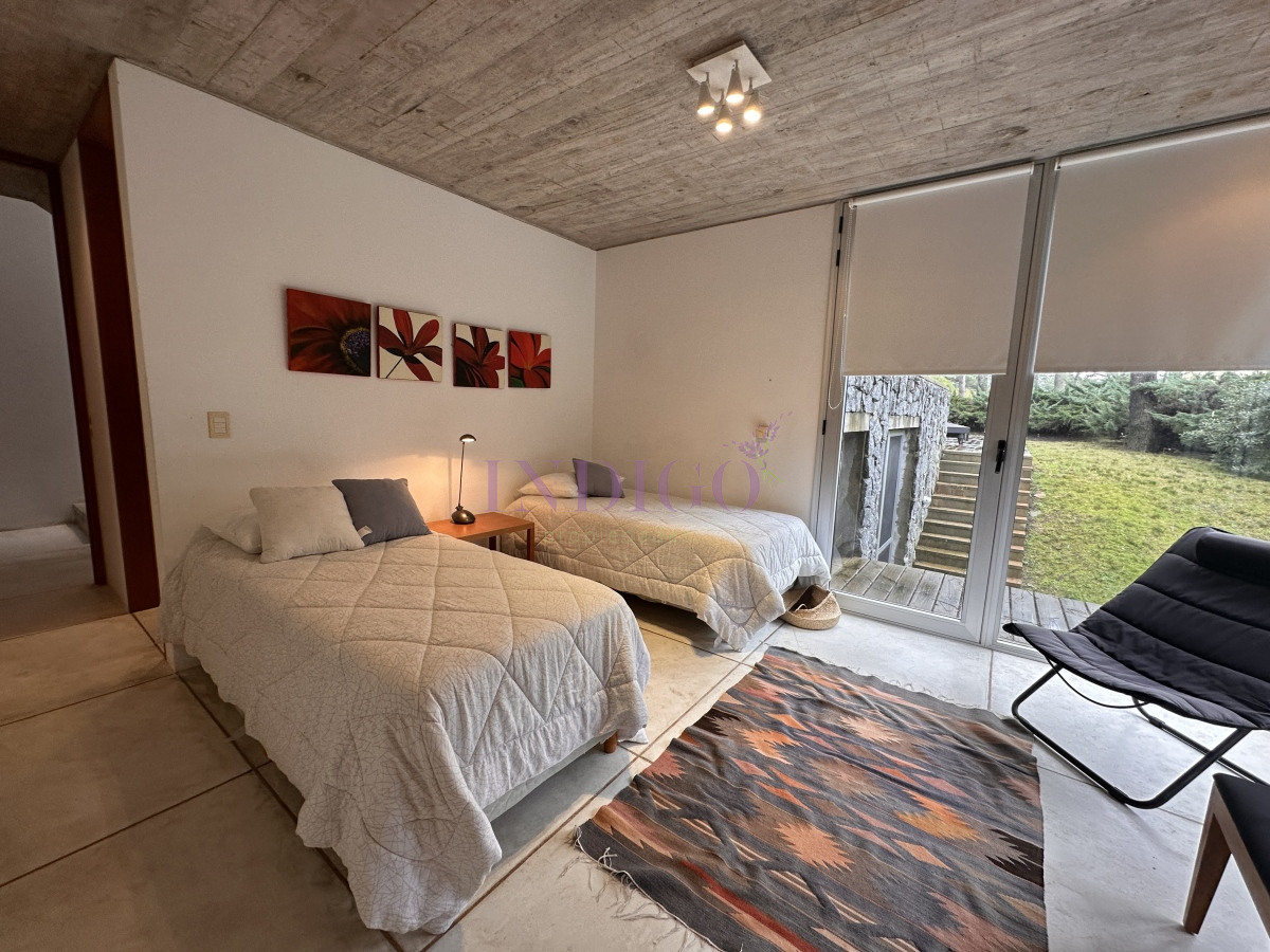 Casa Ref.1246 - Laguna blanca, casa en alquiler y venta.