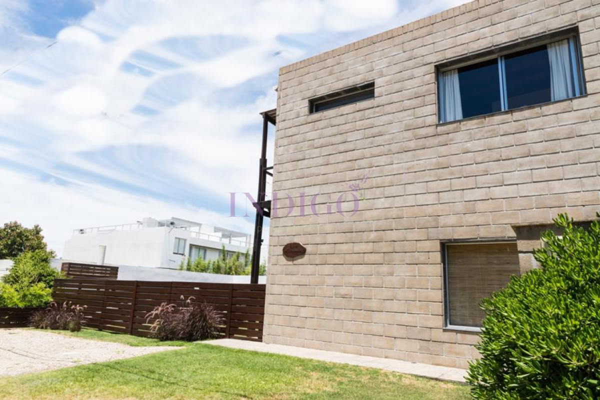 Casa Ref.840 - Casa en Manantiales, 3 Dormitorio 2 Baños