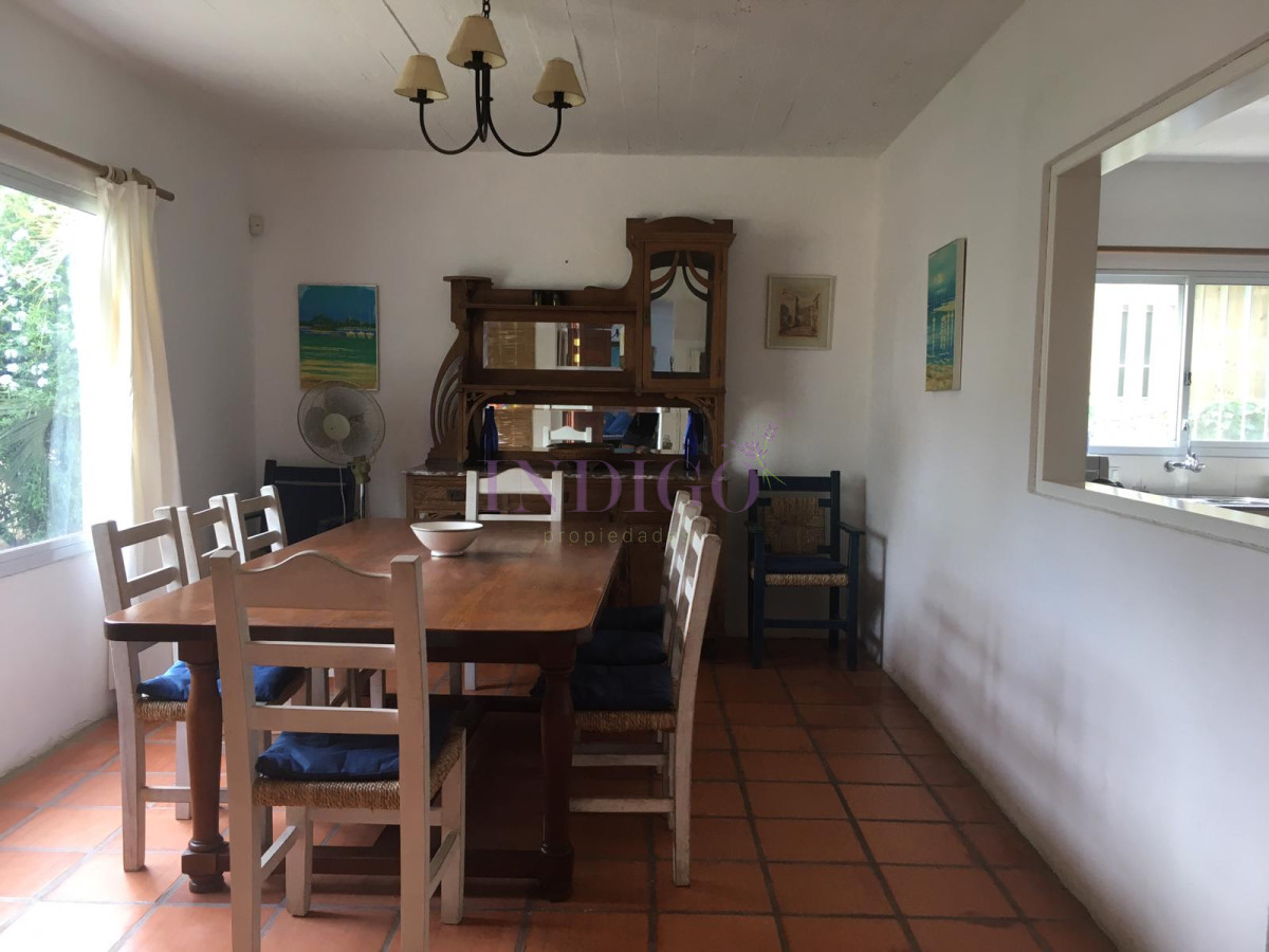 Casa Ref.444 - Alquiler casa  en Montoya, 4 dormitorios más servicio.