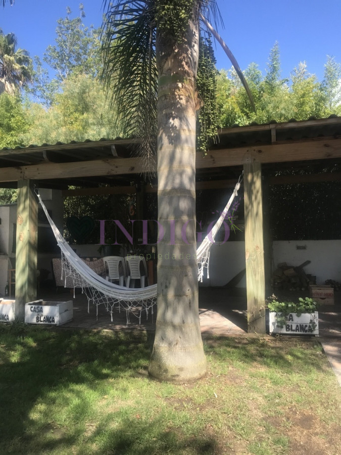 Casa Ref.40 - Alquiler con piscina en La Barra, 3 dormitorios  en suite mas pileta.