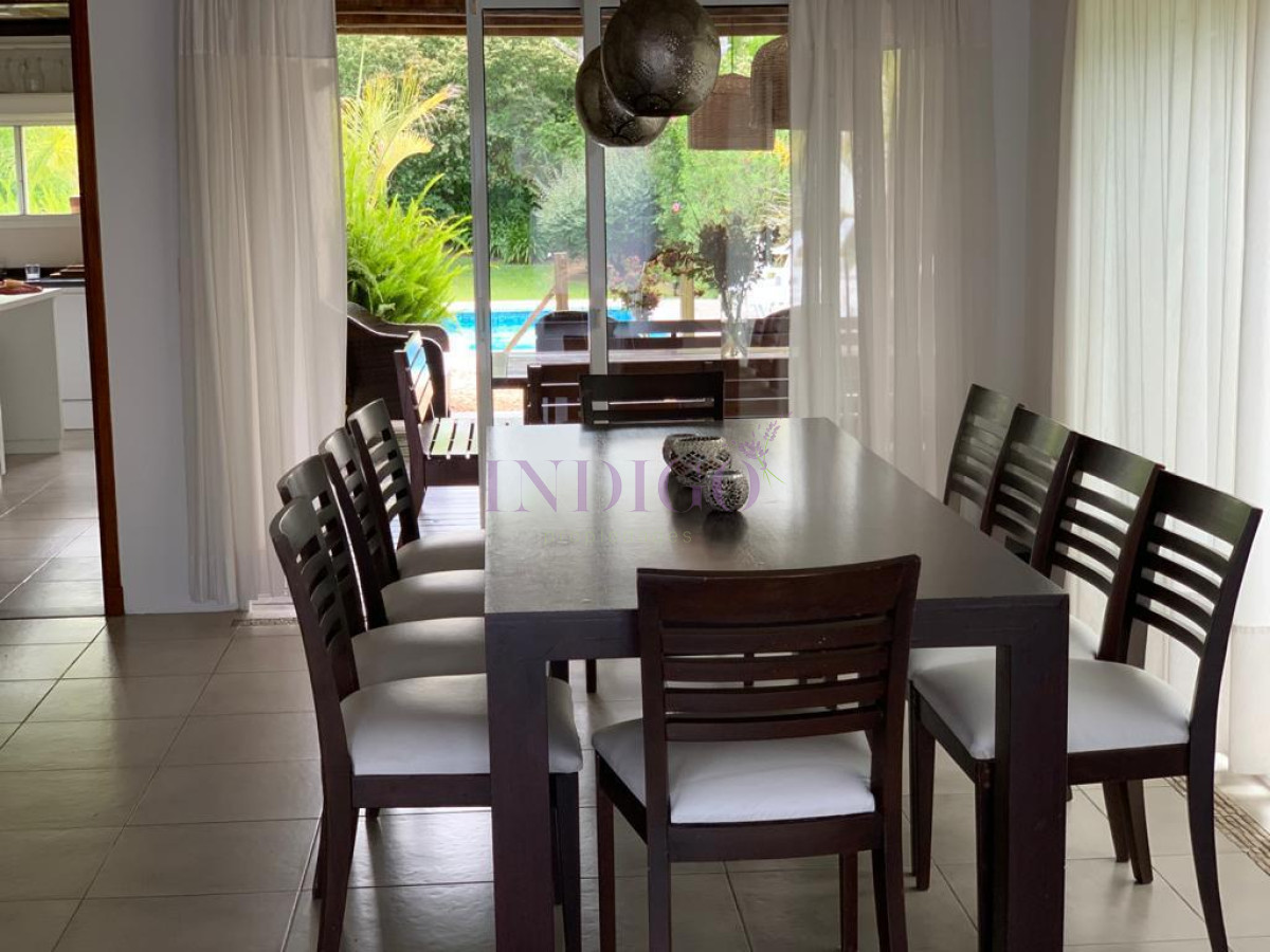 Casa Ref.90 - Muy buena propiedad en alquiler en Montoya.