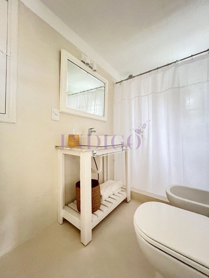 Casa Ref.251 - Casa venta en Montoya, 6 ambientes