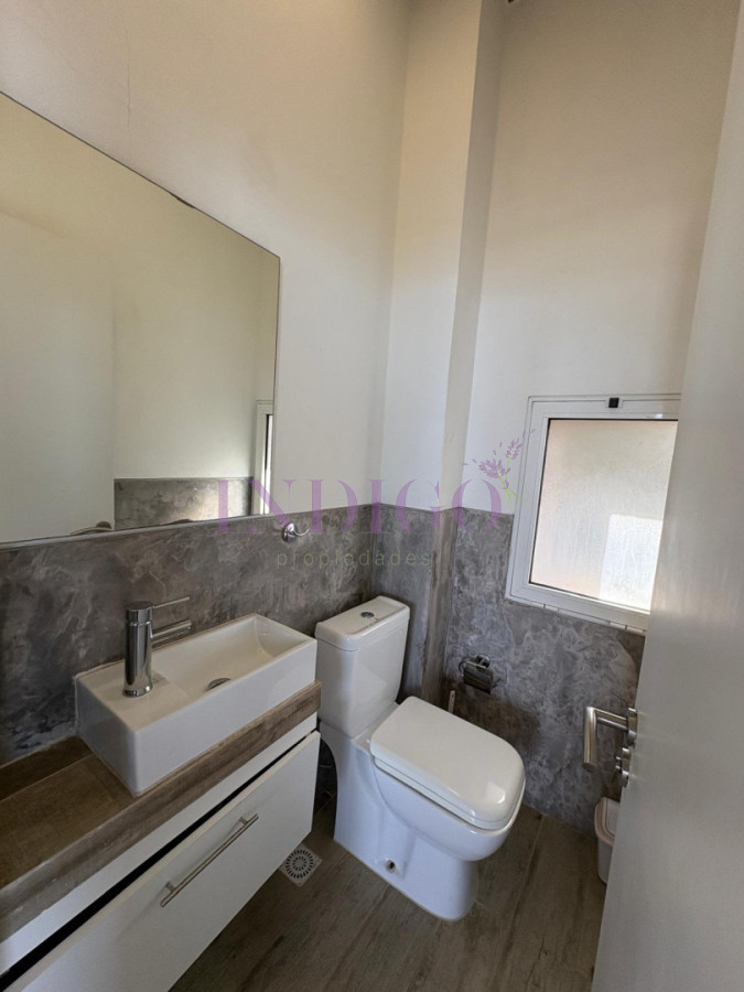 Casa Ref.747 -  En alquiler en el Chorro, manantiales, 3 dorm