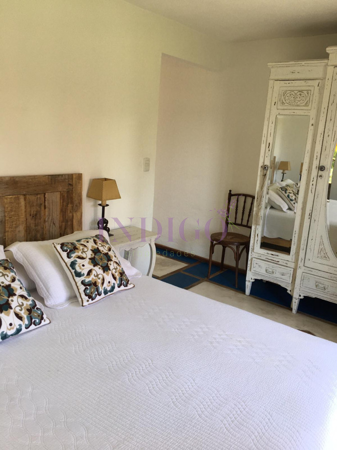 Casa Ref.180 - Casa en venta La Barra, 4 dormitorios , muy cerca de La Posta del Cangrejo.